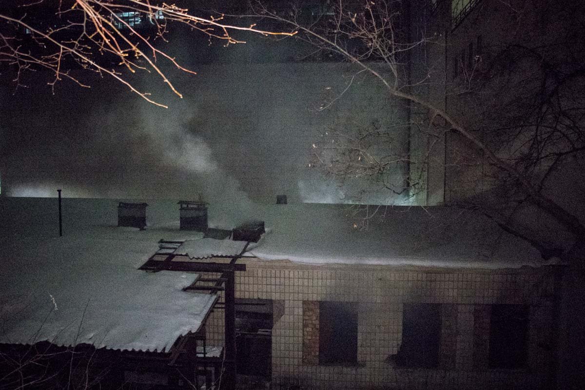 Очаг возгорания обнаружили на втором этаже Очаг возгорания обнаружили на втором этаже