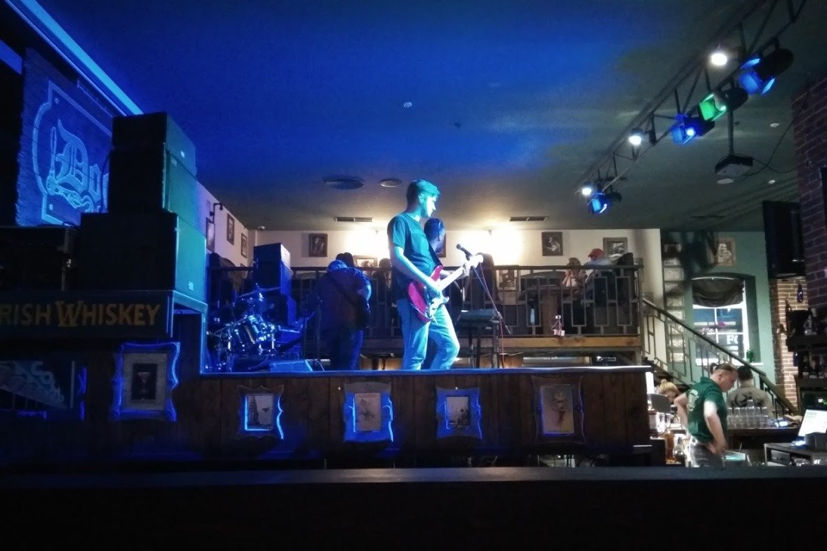 По мере приближения даты концерта, цена билетов будет возрастать