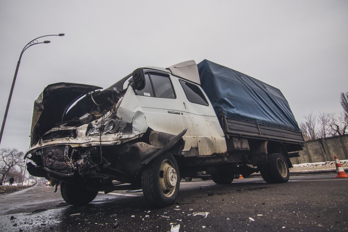 Что стало причиной аварии и кто нарушил правила дорожного движения — установит следствие
