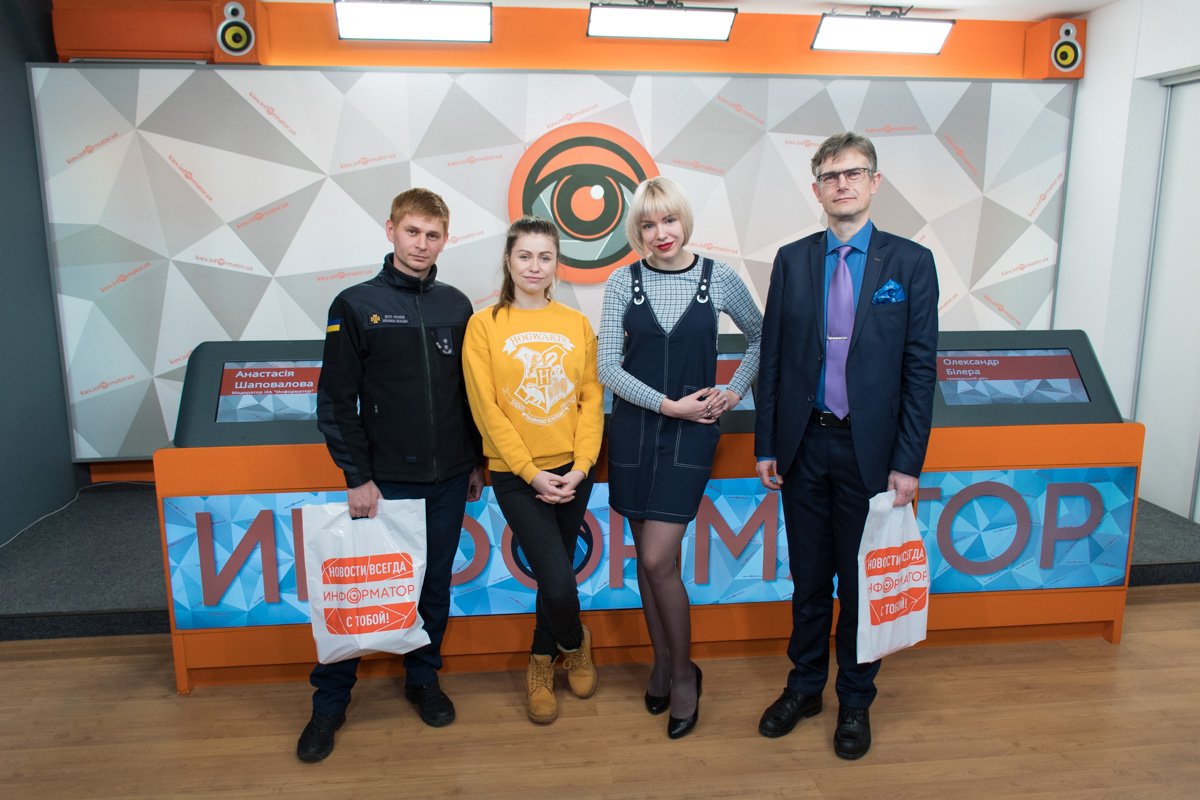 В Киеве будут работать 12 официальных локаций со спасателями