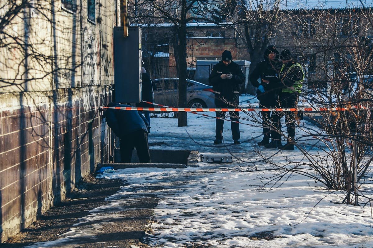 По предварительным данным, мужчина погиб не собственной смертью По предварительным данным, мужчина погиб не собственной смертью