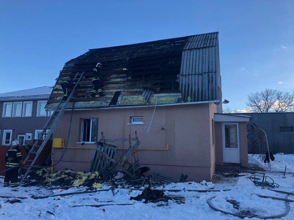 Сообщение о возгорании на поступило на линии экстренных служб в 12:53