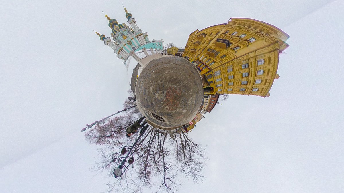 Андреевский спуск выглядит еще интереснее в формате 360 градусов