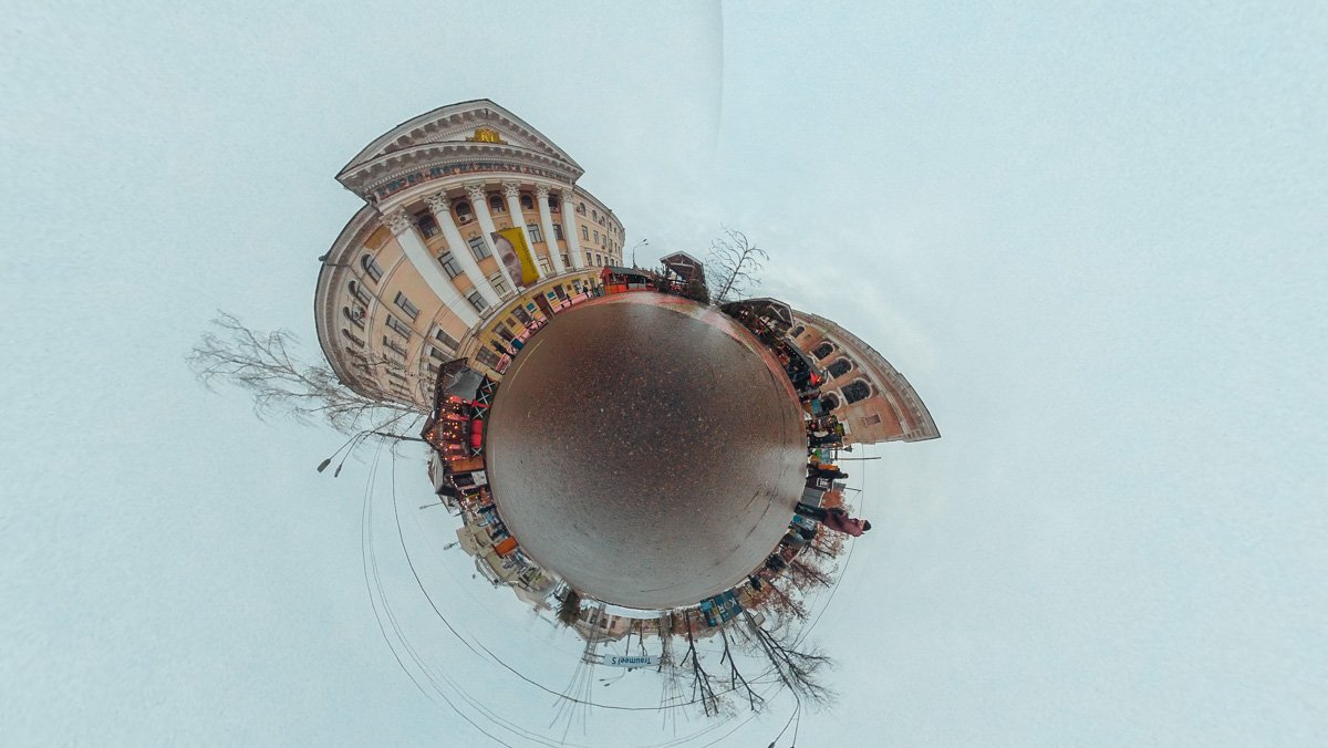 А мир так бесконечен...