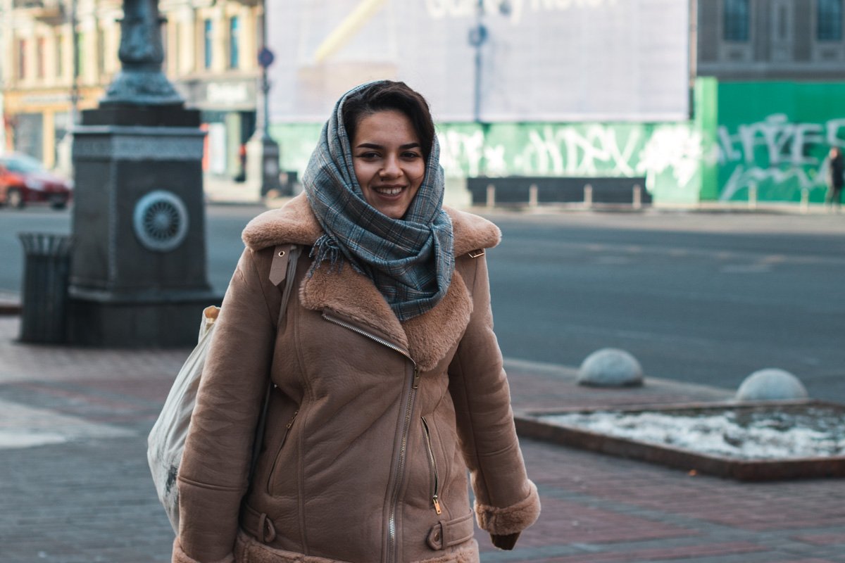 От улыбки и светлей, и теплей станет