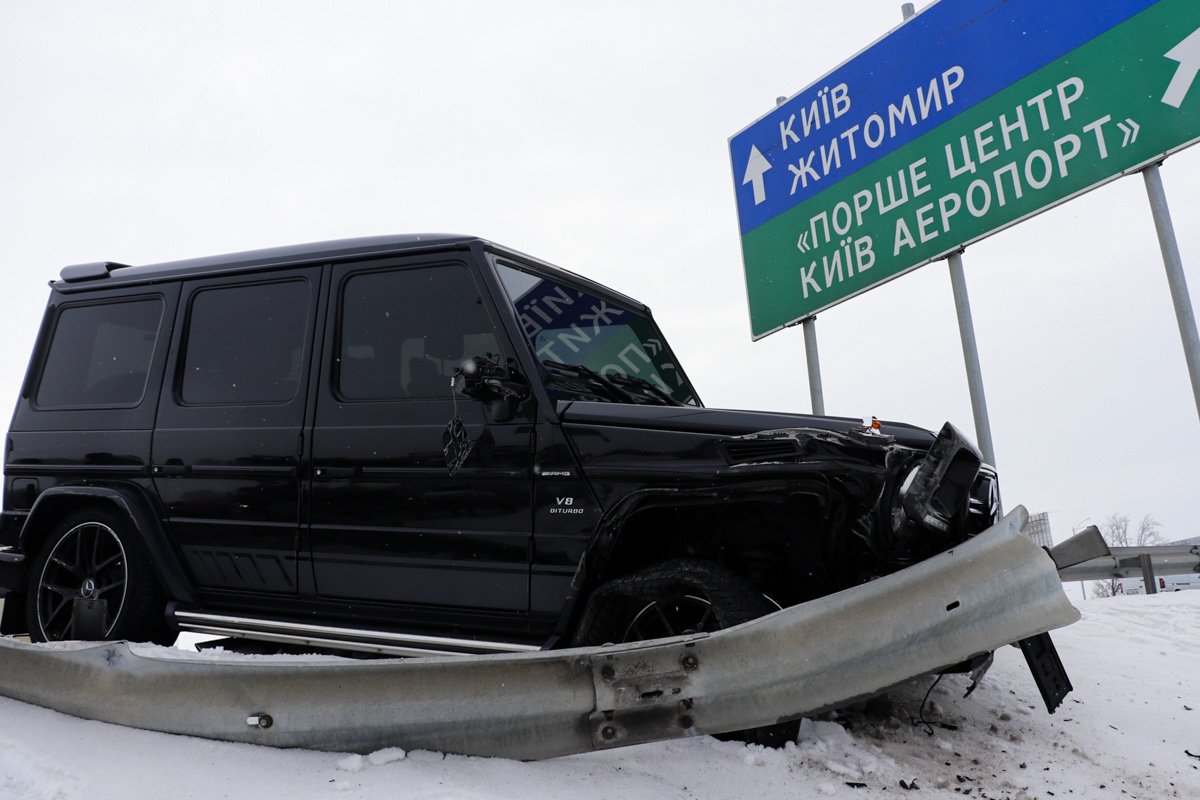 Его госпитализировали в больницу Его госпитализировали в больницу
