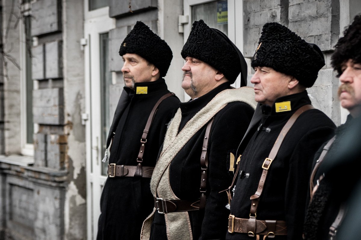 На открытии присутствовали воины отдельной механизированной бригады "Черные запорожцы" На открытии присутствовали воины отдельной механизированной бригады "Черные запорожцы"