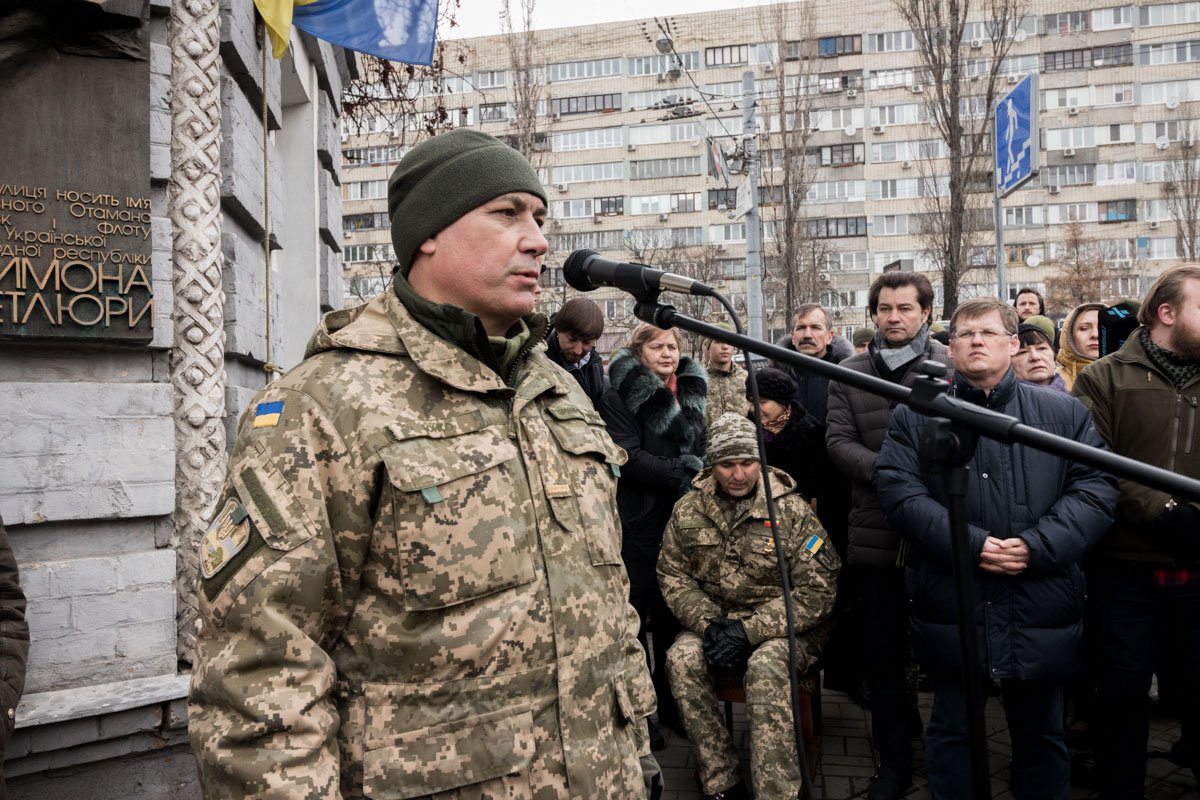 Офицеры армии Украины поздравили с наступающим праздником жителей столицы Офицеры армии Украины поздравили с наступающим праздником жителей столицы