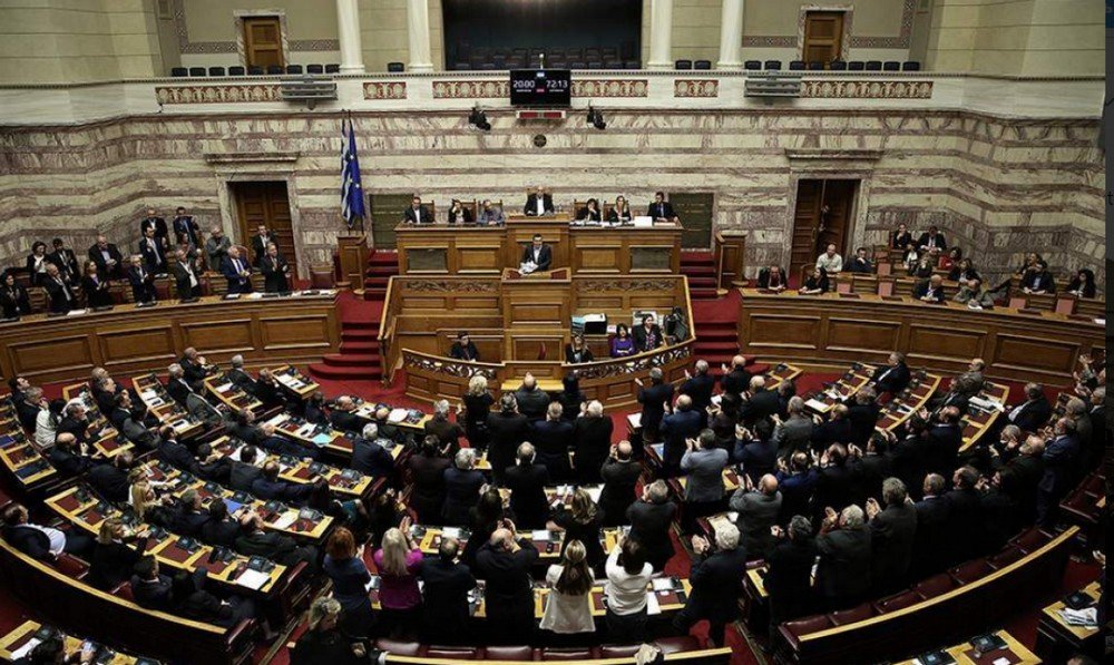 Парламент Греции утвердил историческое решение. Совсем скоро с карт мира пропадет страна Македония Парламент Греции утвердил историческое решение. Совсем скоро с карт мира пропадет страна Македония