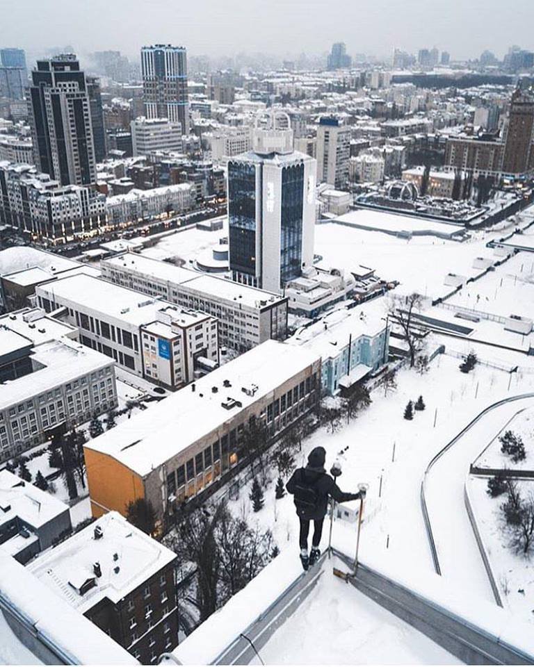 Город под подошвой. Фото: @marmeladdov