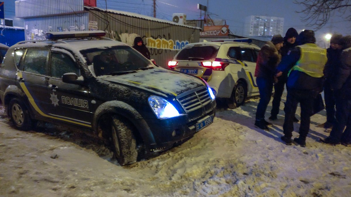 Мужчину задержали на улице Юности