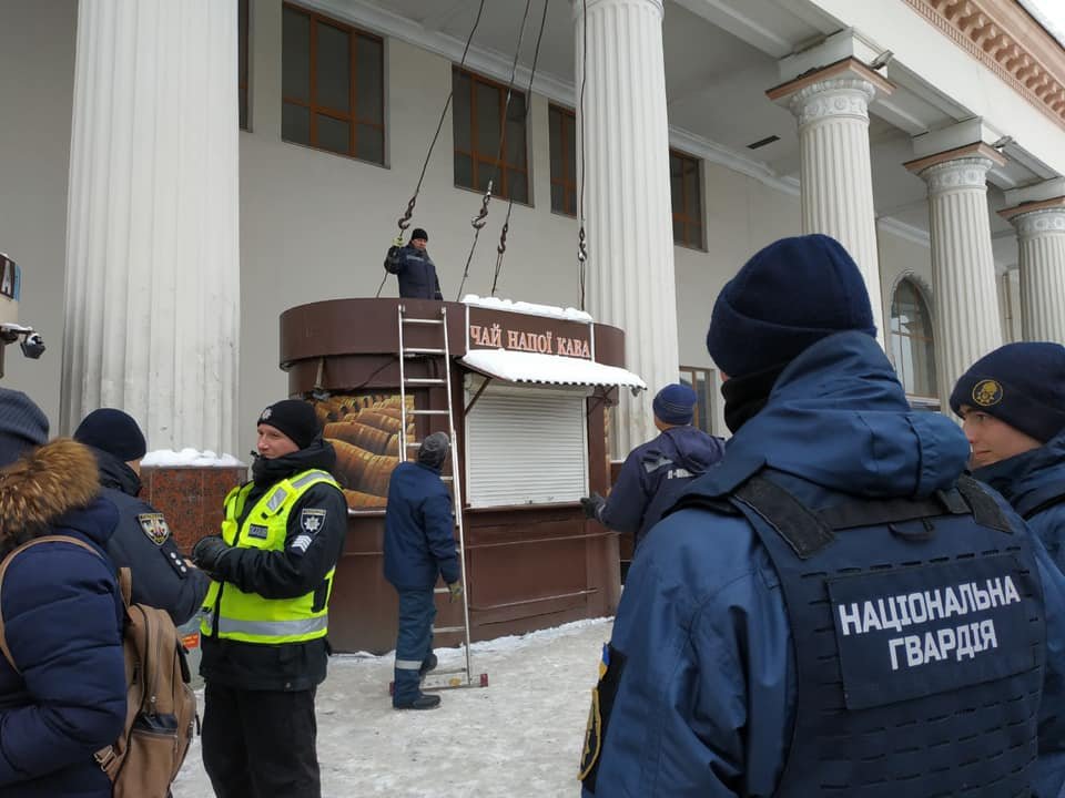 У торговой точки не было разрешительных документов У торговой точки не было разрешительных документов