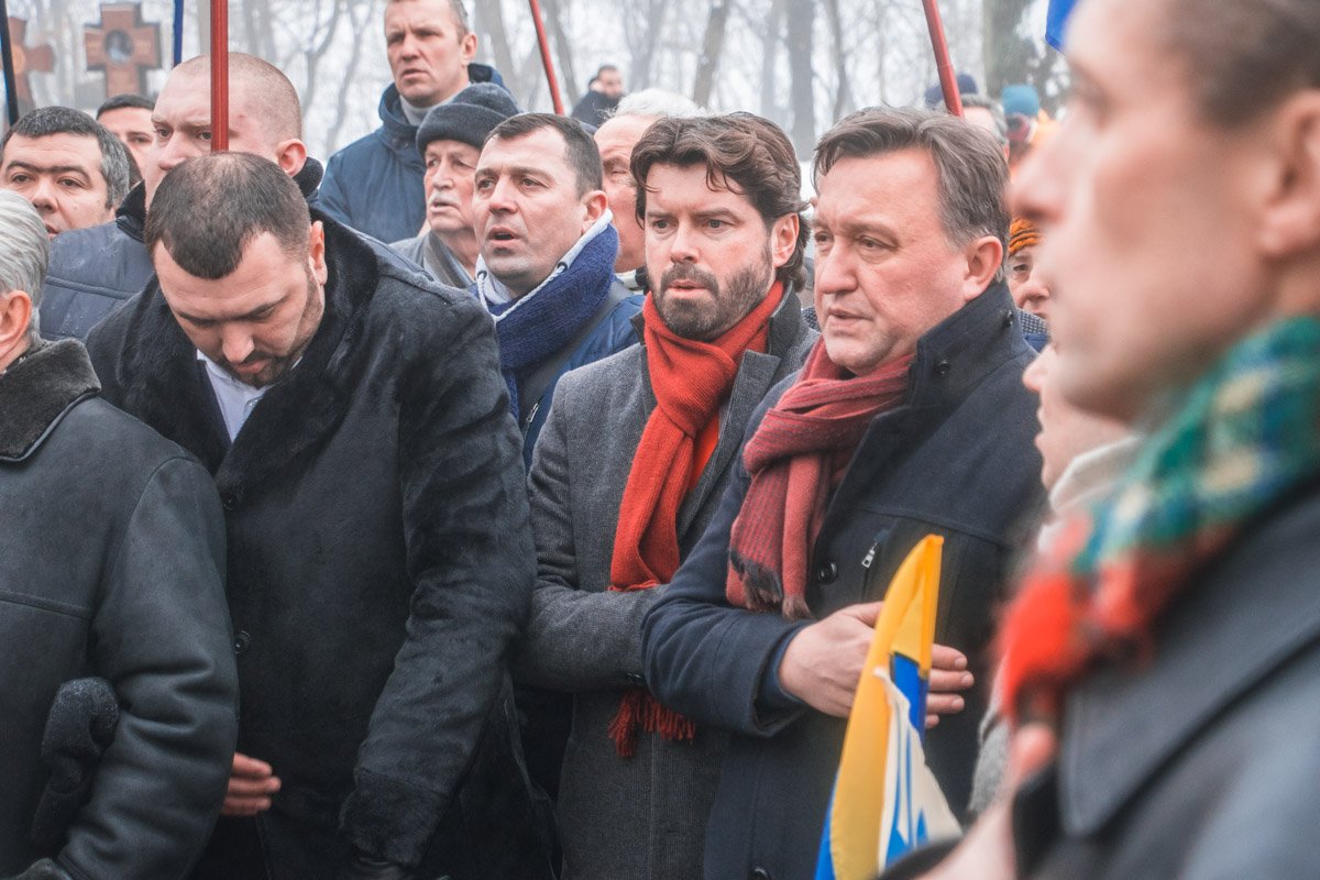 Конечно же, не обошлось без Гимна Украины