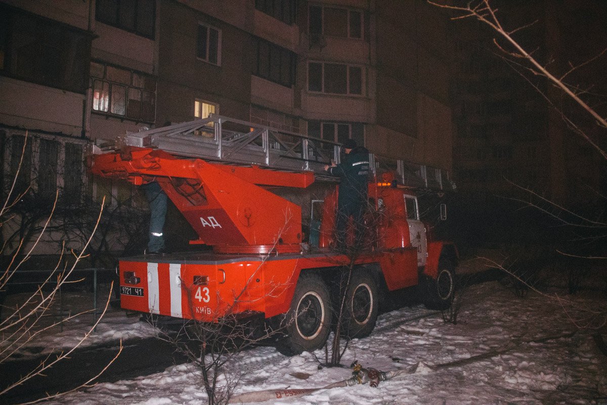 Пожар произошел примерно в 02:40 ночи