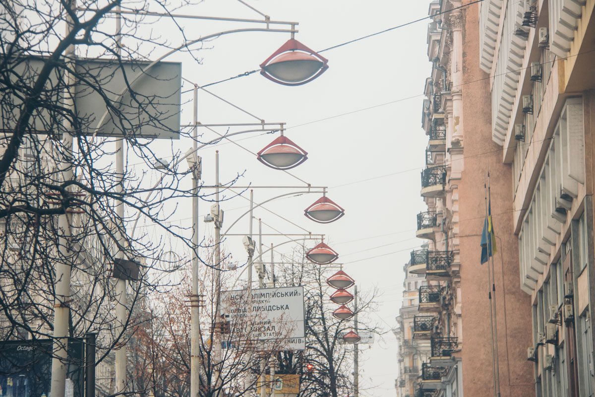 Богдана Хмельницкого - одна из самых светлых улиц в центре