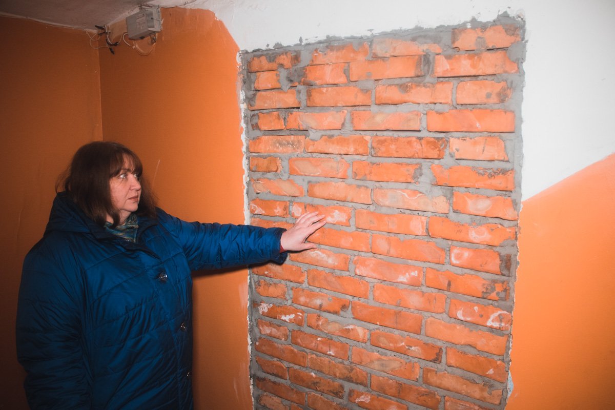 Жильцы уверены, что проблемы появились из-за людей, которые приватизировали коммунальный подвал