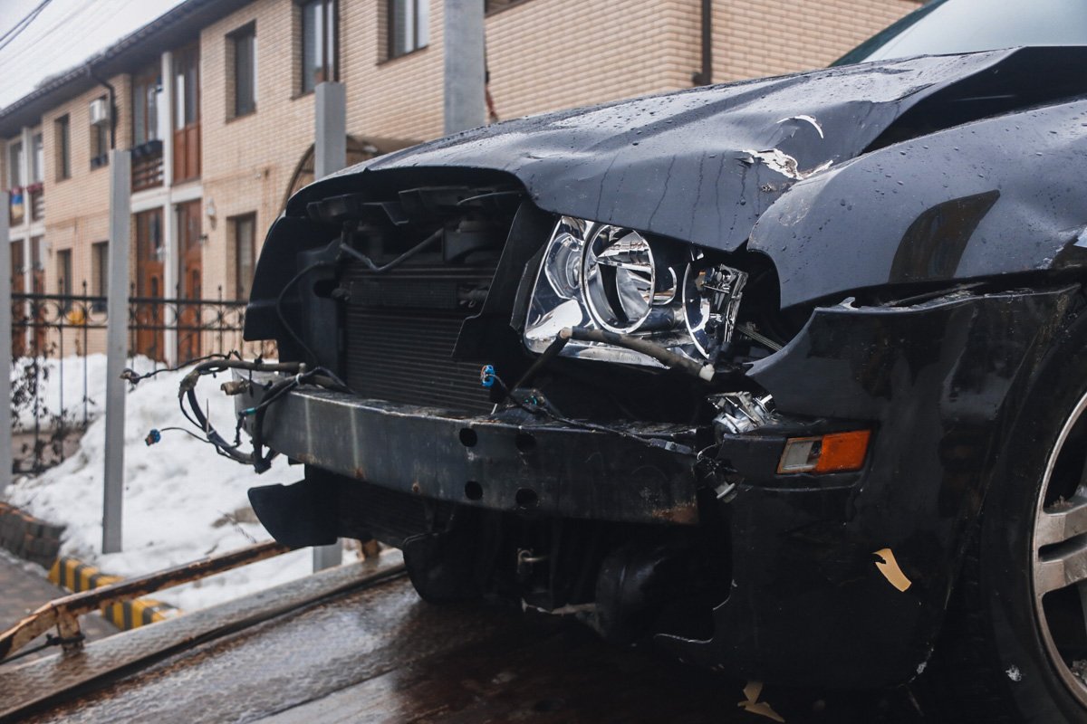 В момент смерти он находился за рулем своего автомобиля В момент смерти он находился за рулем своего автомобиля