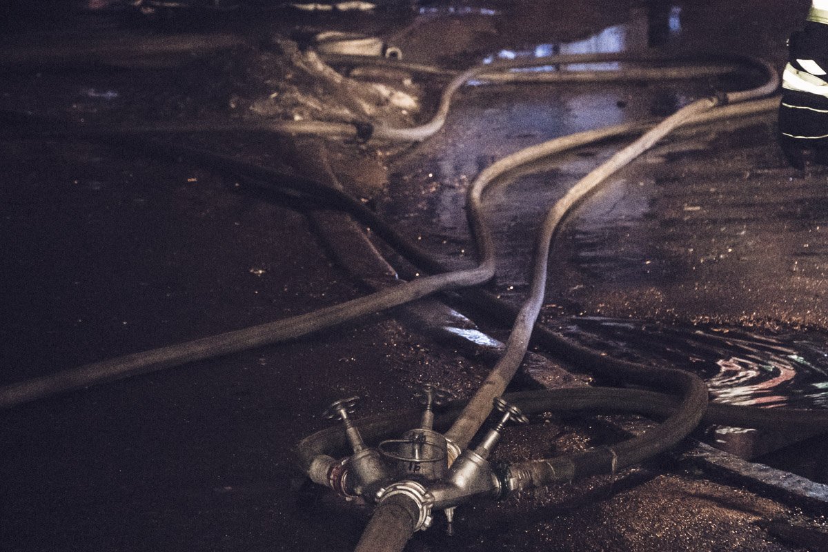 На момент пожара в помещении никого не было На момент пожара в помещении никого не было