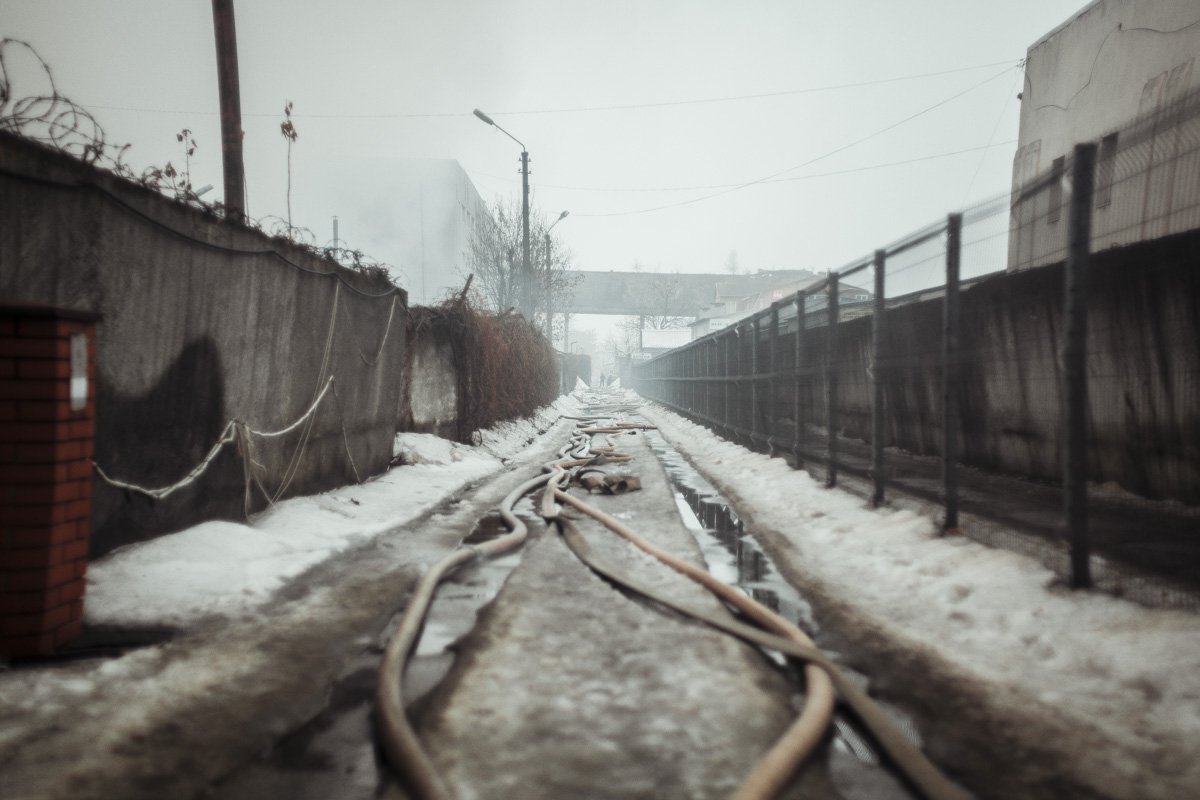 Спасатели работали над ликвидацией пожара почти сутки Спасатели работали над ликвидацией пожара почти сутки