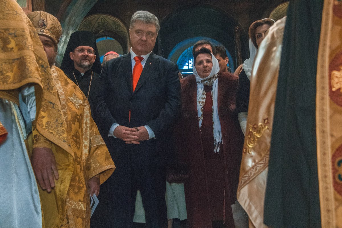 Президент Украины Петр Порошенко также присутствовал на интронизации