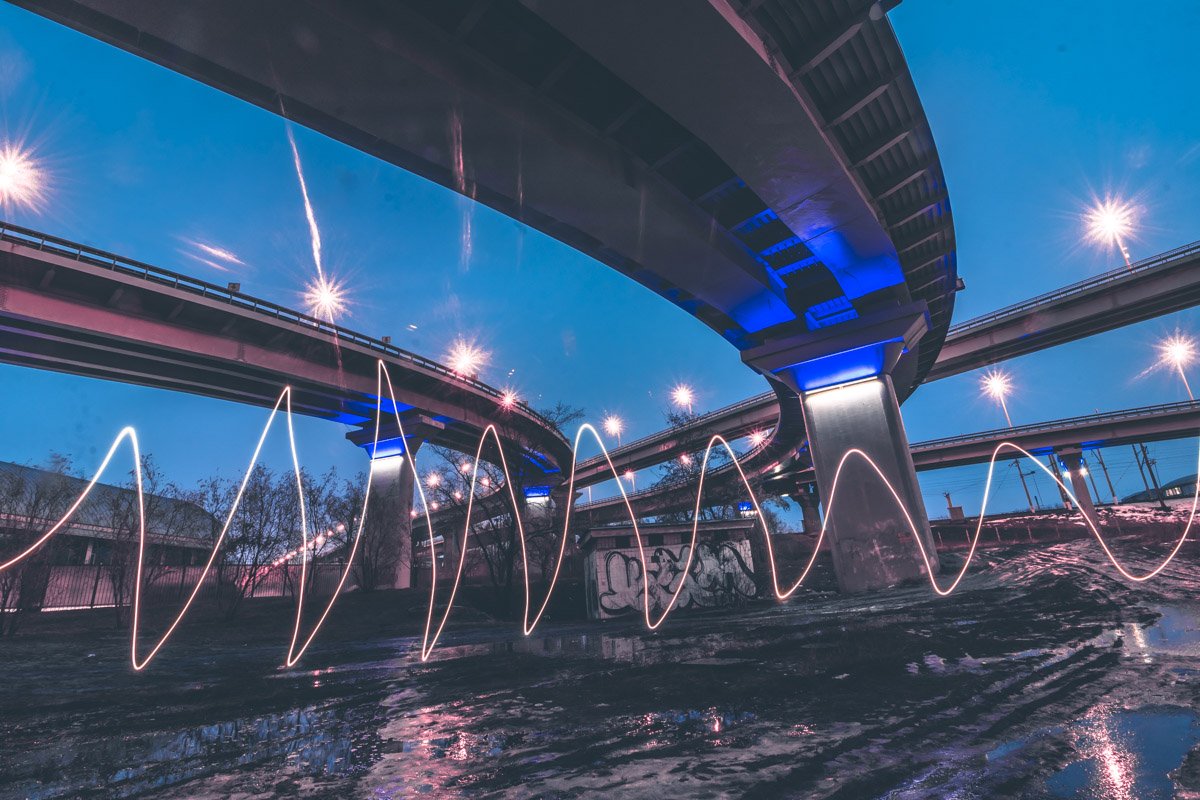 Каждый наносит на картинку свои рисунки