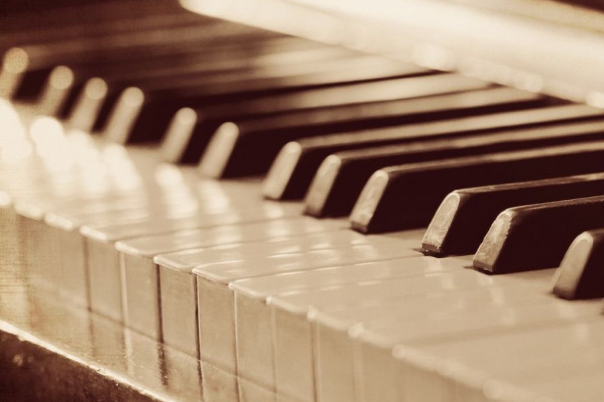 На романтические чувства сегодня способны только настоящие смельчаки На романтические чувства сегодня способны только настоящие смельчаки