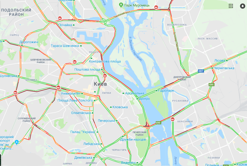 Наиболее свободные дороги - в районе бульвара Дружбы Народов Наиболее свободные дороги - в районе бульвара Дружбы Народов