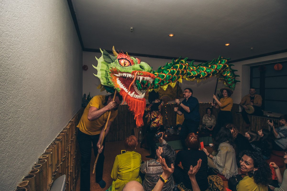 Неизменный гость Китайского Нового года - Дракон