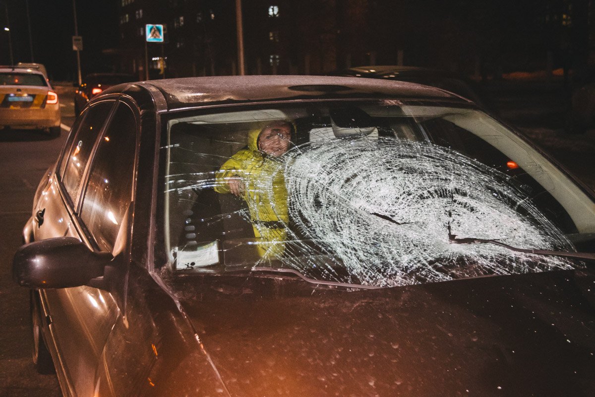 В салоне автомобиля находился ребенок В салоне автомобиля находился ребенок