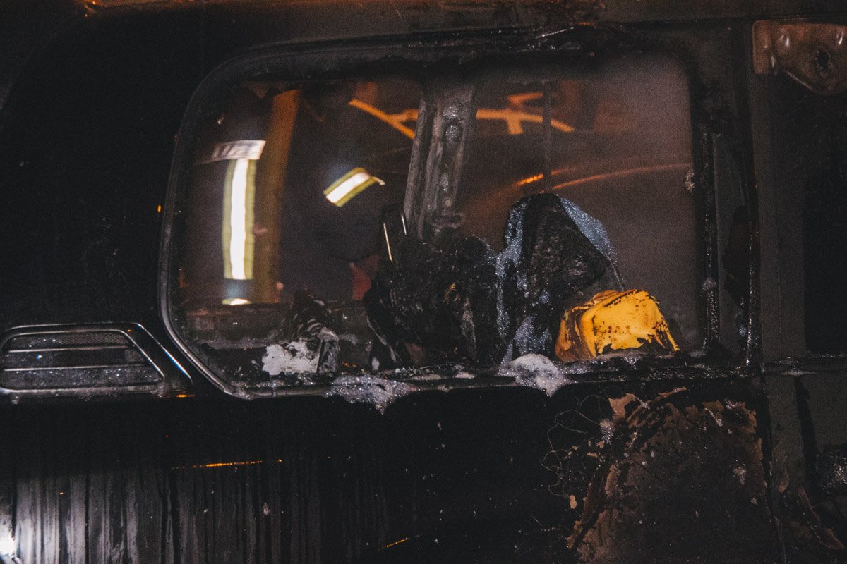 Правоохранители разыскивают поджигателей 