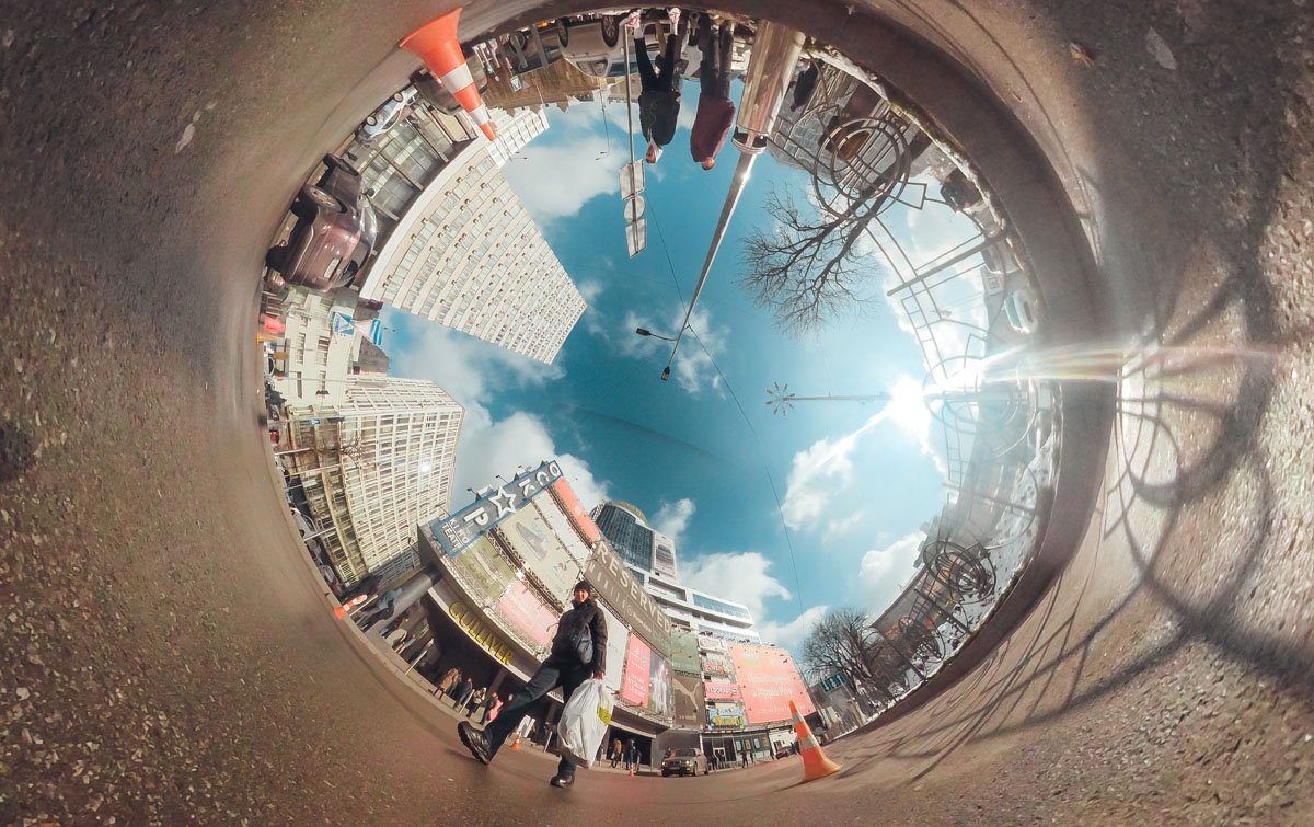 Так выглядит торгово-развлекательный центр "Gulliver" в лучах февральского солнца Так выглядит торгово-развлекательный центр "Gulliver" в лучах февральского солнца