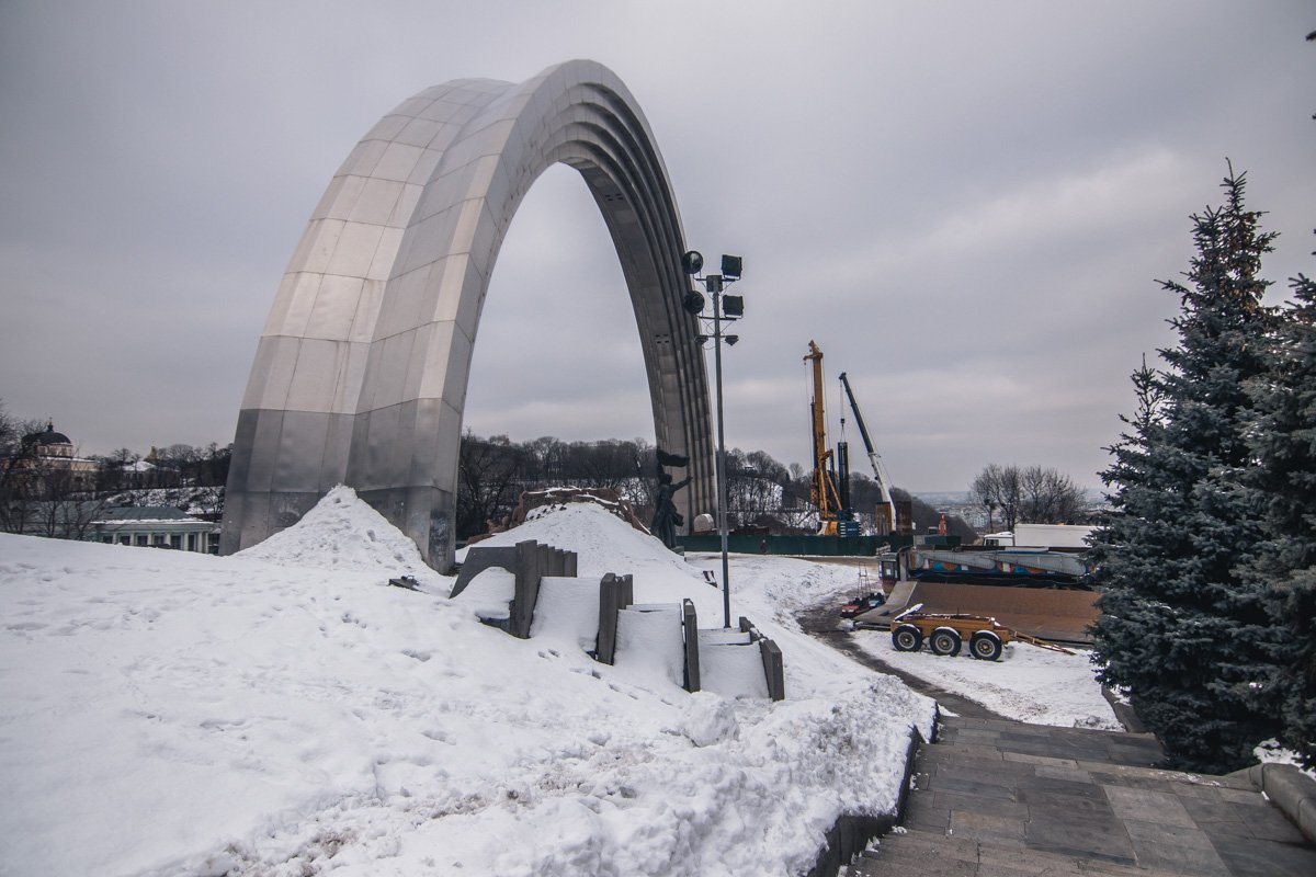 Местные власти в ближайшее время внесут изменения в городской бюджет для учета финансирования работ по реконструкции зеленой зоны