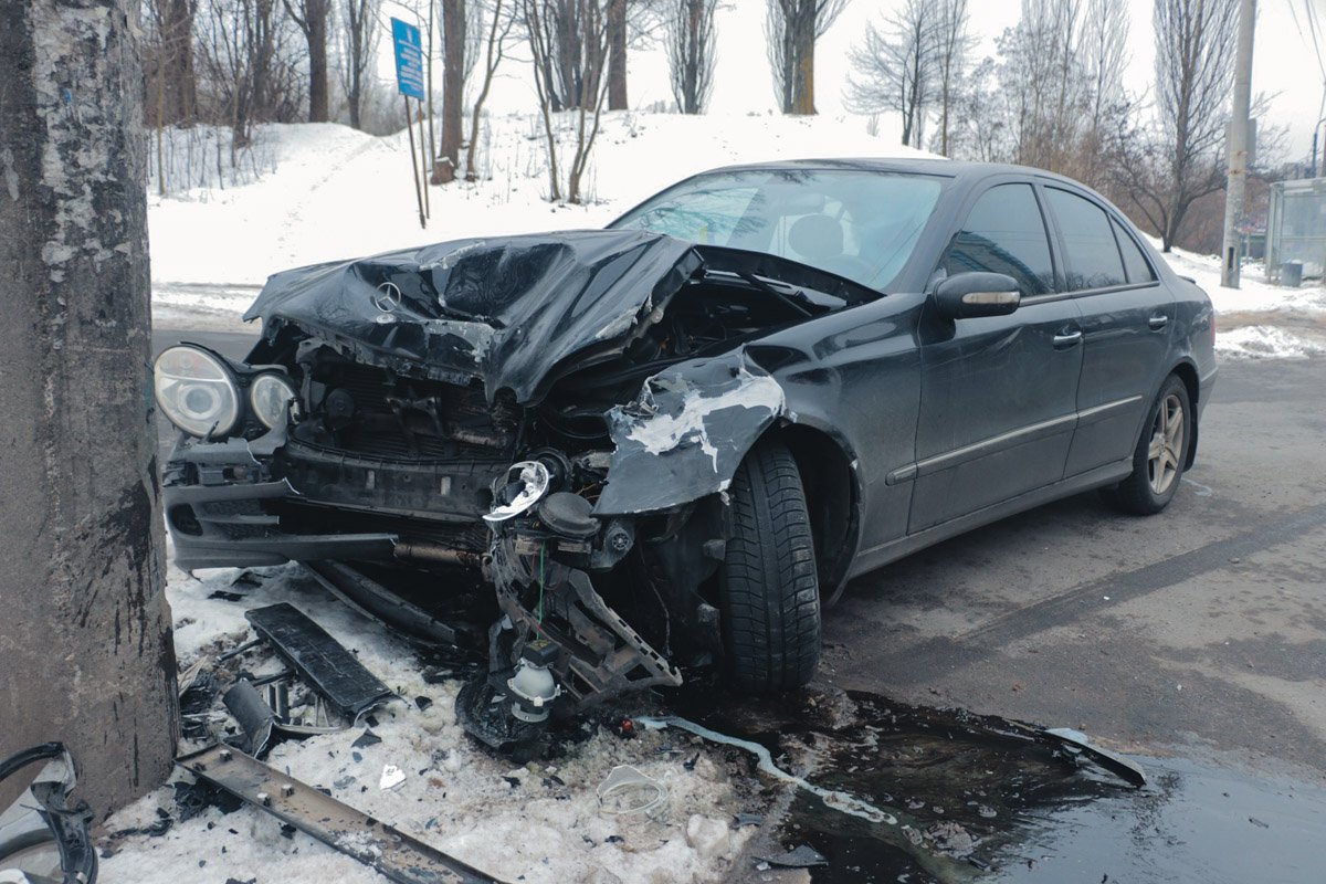 В Киеве на улице Елены Телиги произошло ДТП