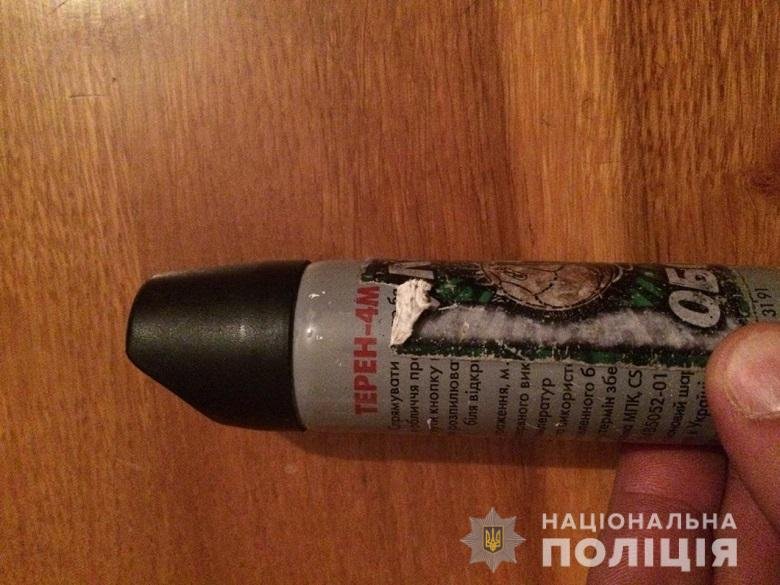 Правоохранители доставили активистов в управление полиции для установления личных данных