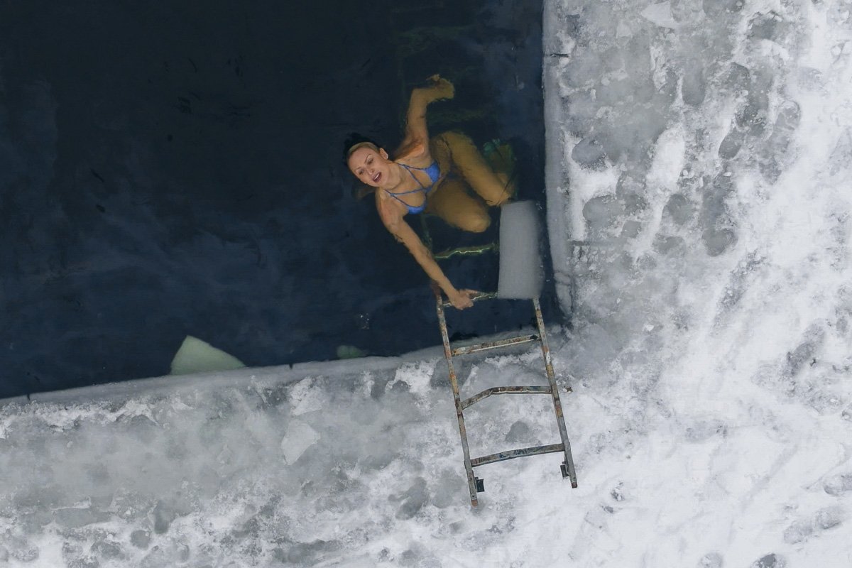 Зимние развлечения на берегу Днепра