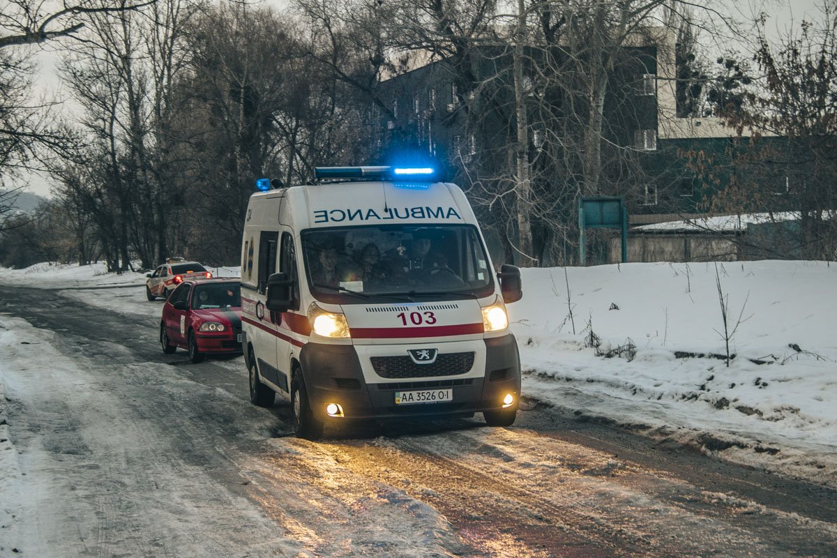 В заброшенном строении на территории Рыбхоза местные жители обнаружили тело 25-летнего парня