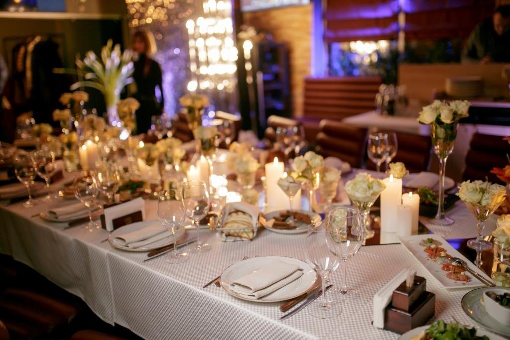 Здесь романтика витает даже в воздухе Здесь романтика витает даже в воздухе