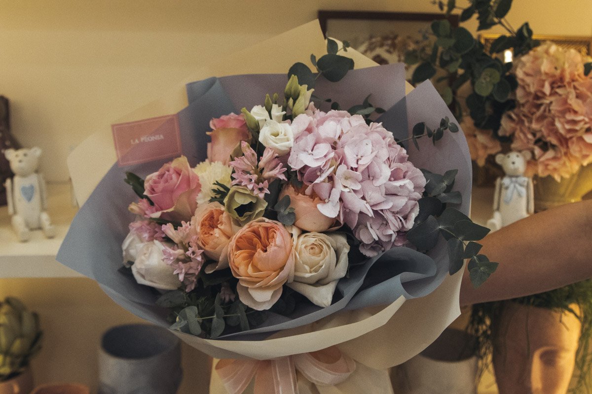 Однако не стоит забывать, что День святого Валентина всего раз в году и экономит на своей любви не стоит