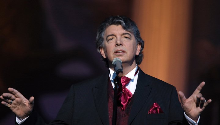 14 февраля в возрасте 68 лет умер певец и актер Сергей Захаров