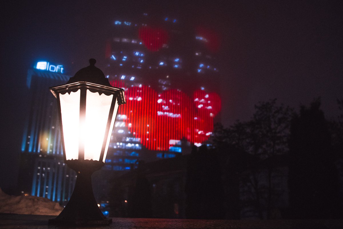 Также это сердце стало рекордсменом в Украине, благодаря появлению на самом большом экране Европы Также это сердце стало рекордсменом в Украине, благодаря появлению на самом большом экране Европы