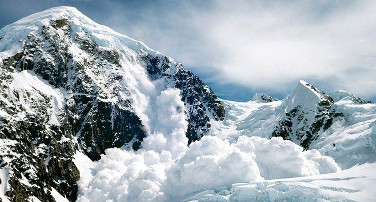 Спасатели предупреждают об опасности в Карпатах Спасатели предупреждают об опасности в Карпатах