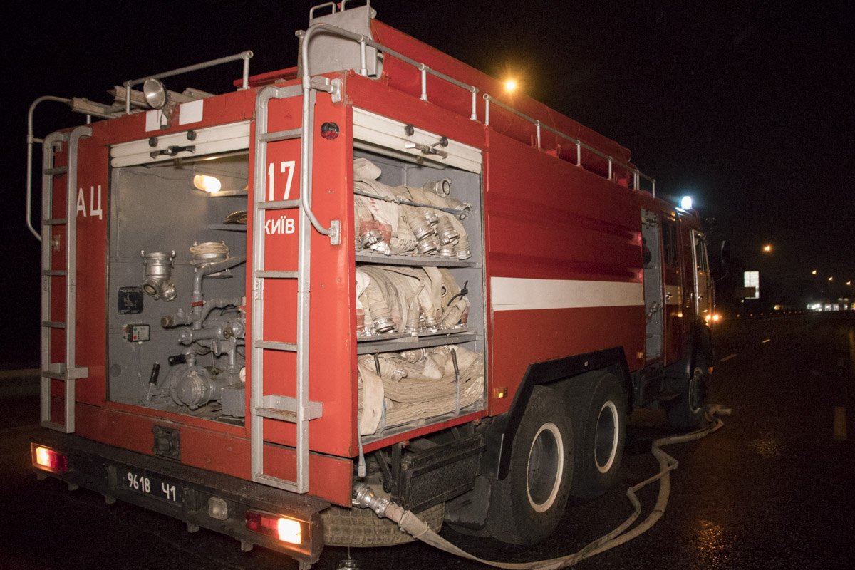 Спасатели обнаружили тело после ликвидации пожара