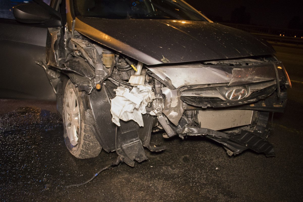 Subaru влетел в Hyundai Subaru влетел в Hyundai