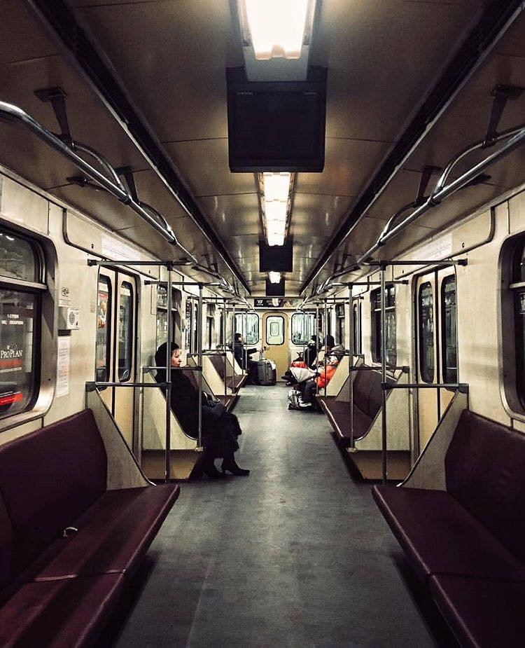 Романтика киевского метрополитена. Фото: @dimabashta Романтика киевского метрополитена. Фото: @dimabashta