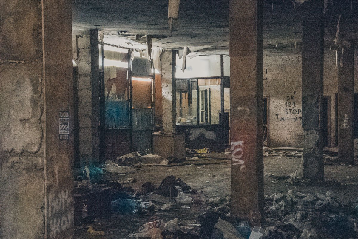 В мае 2001 года решением Киевсовета помещения передали Украинской православной церкви для создания Сырецкого мемориала В мае 2001 года решением Киевсовета помещения передали Украинской православной церкви для создания Сырецкого мемориала