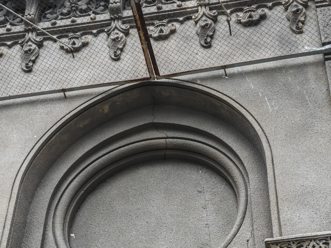 Специалисты оценили состояние здания кенасы, как остро аварийное