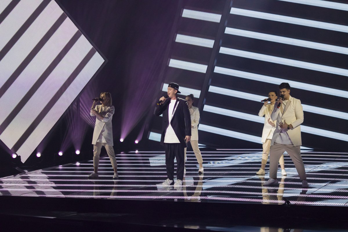 Ivan Navi, например, похвалили за хорошую презентацию новой песни, но сказали, что она не совсем подходит под формат шоу