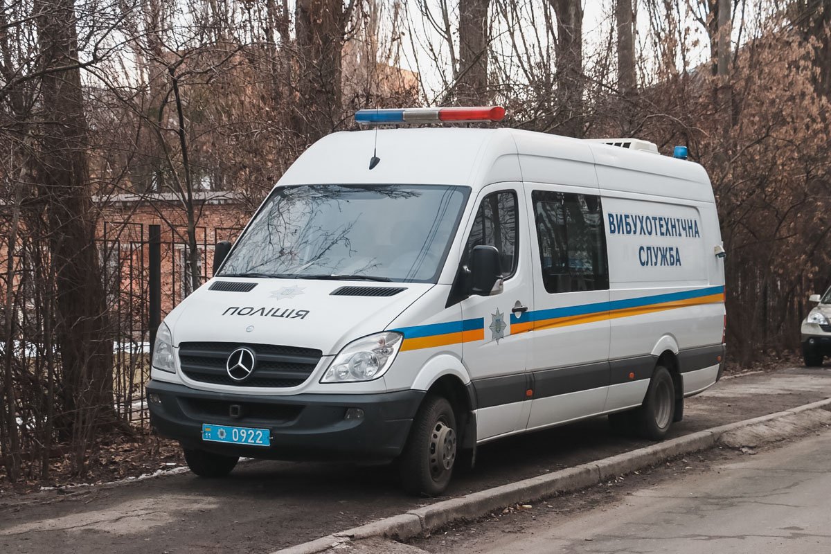 Часть улицы временно перекрыли