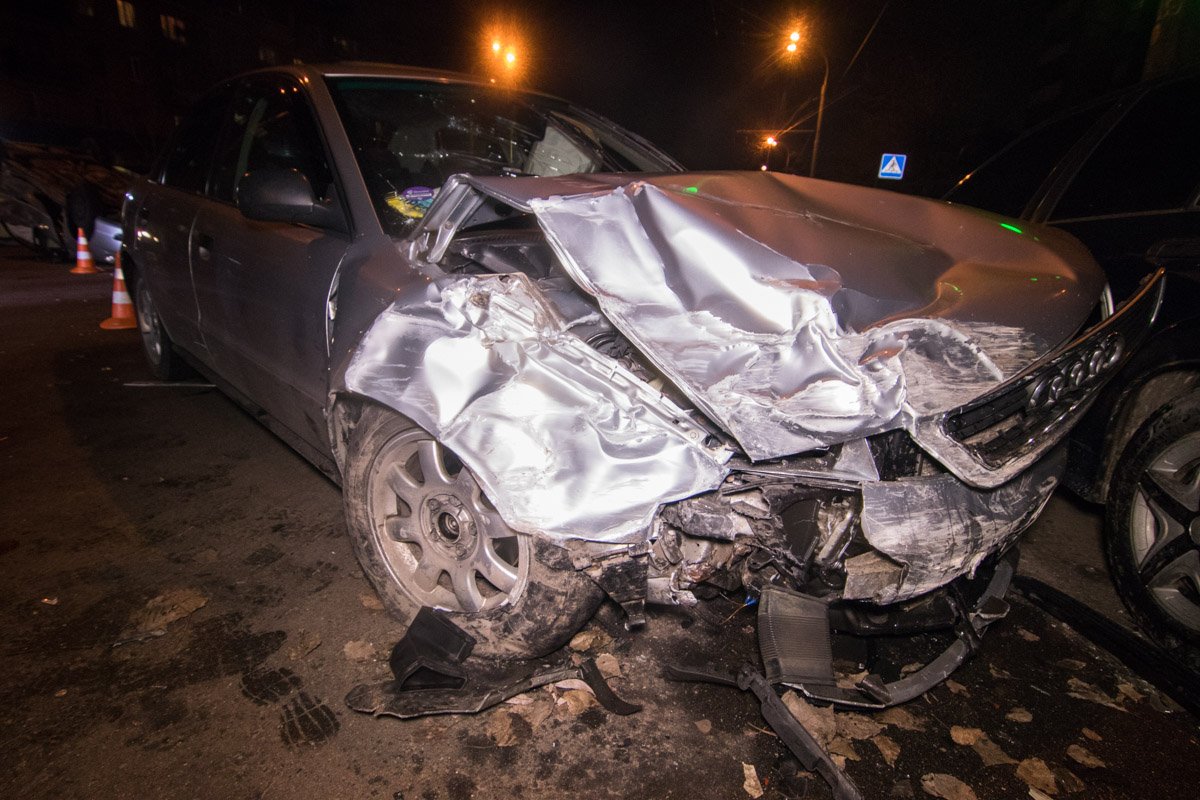 В результате аварии повреждения получила только девушка, которая была пассажиром Toyota