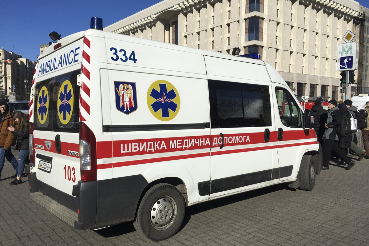 Минирование станций Крещатик и Майдан независимости открыли для пассажиров Минирование станций Крещатик и Майдан независимости открыли для пассажиров